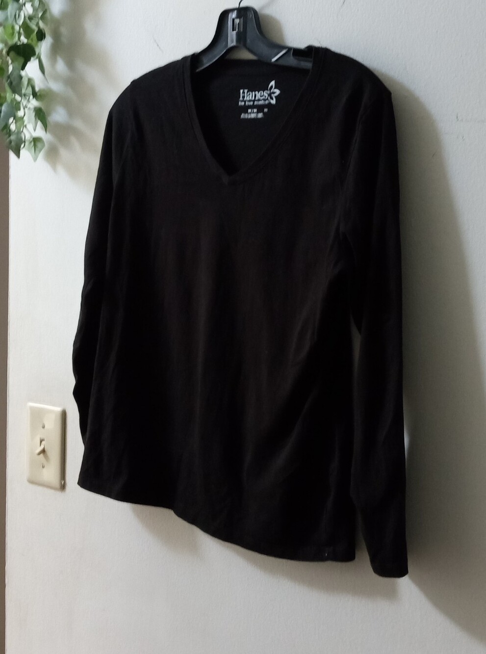 Hanes Black V-Neck Long Sleeve Tee